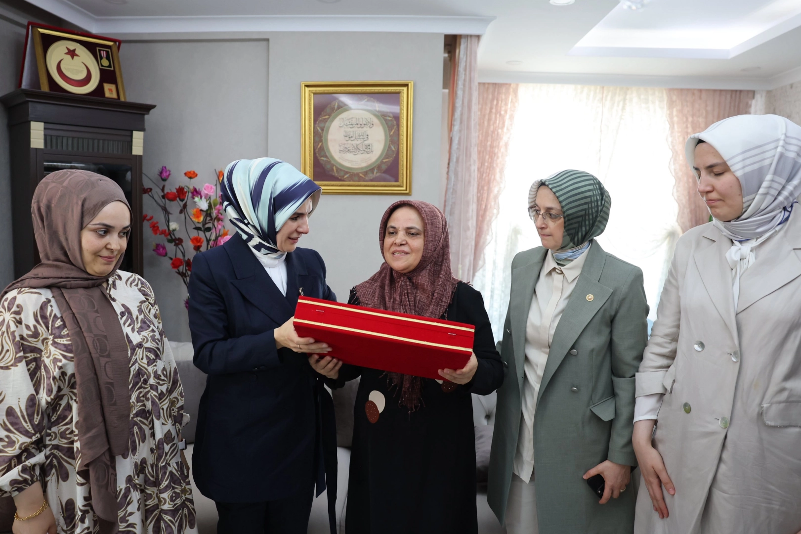 Bakan Göktaş’tan 15 Temmuz şehidi Ömer Takdemir’in ailesine ziyaret