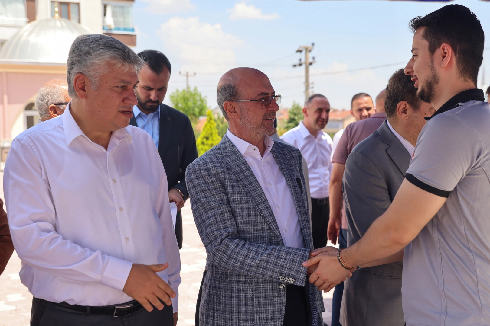 Başkan Pekyatırmacı Hanaybaşı’nda vatandaşlarla buluştu