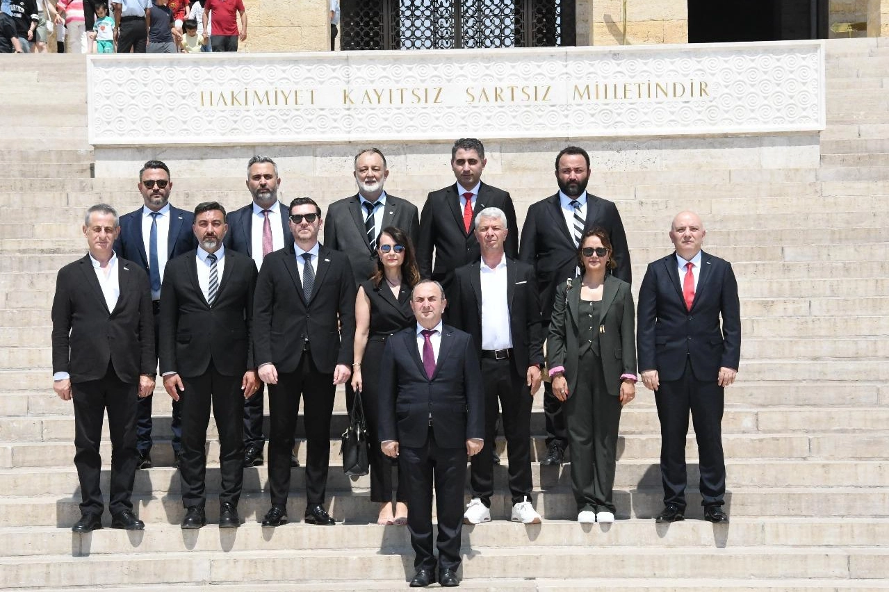 IBIA’dan Anıtkabir’e ziyaret