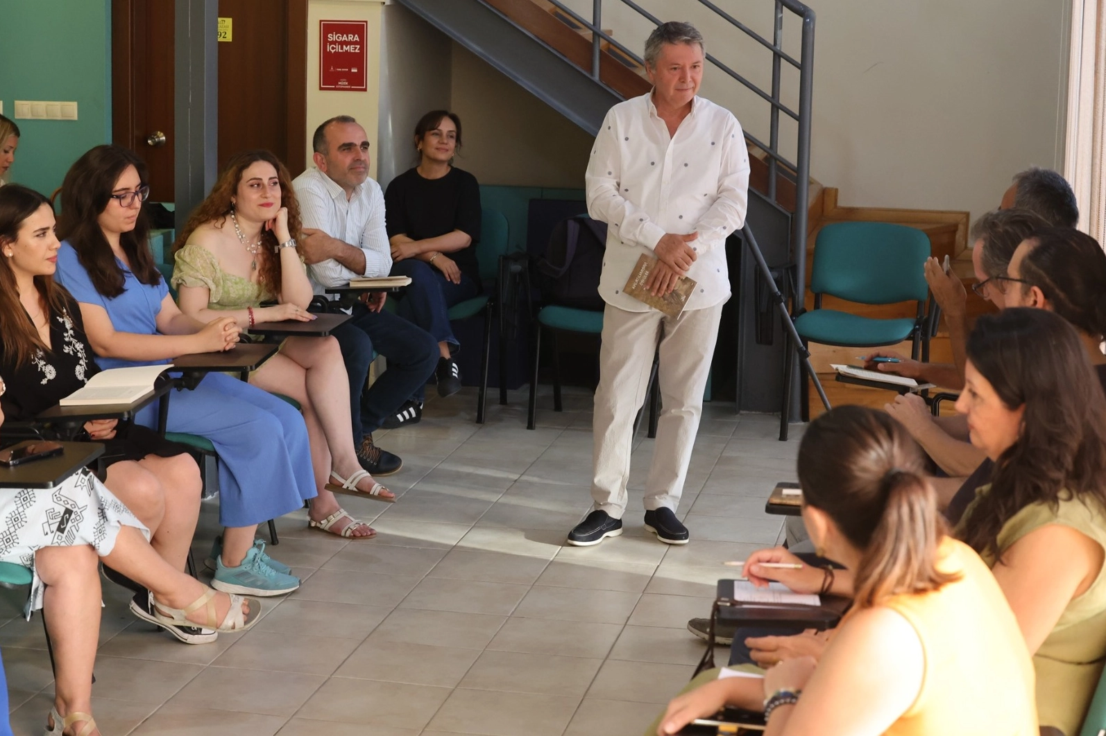 İzmir’in yazarlık atölyesi ilk meyvesini verdi