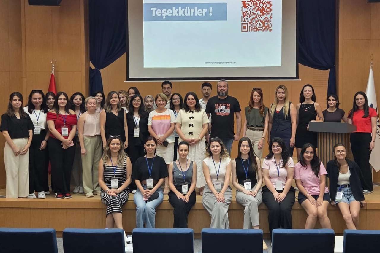 İzmir Karabağlar’da ‘Akademi Yaz’ hayata geçti