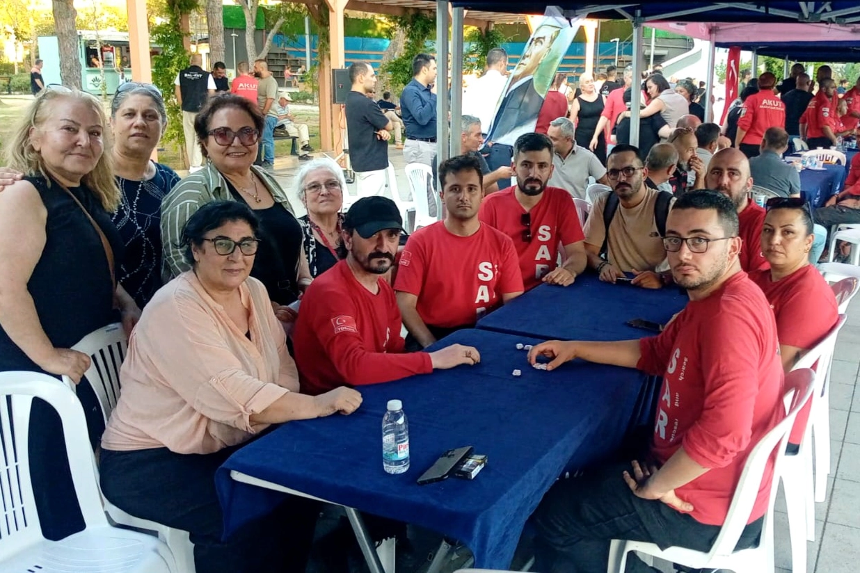 İzmir Karabağlar’da AKUT gönüllüleri dualarla anıldı