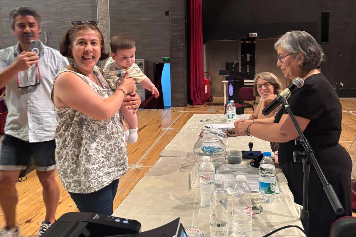 İzmir Örnekköy’de kentsel dönüşüm hız kesmiyor… 6. etap kuralar çekildi