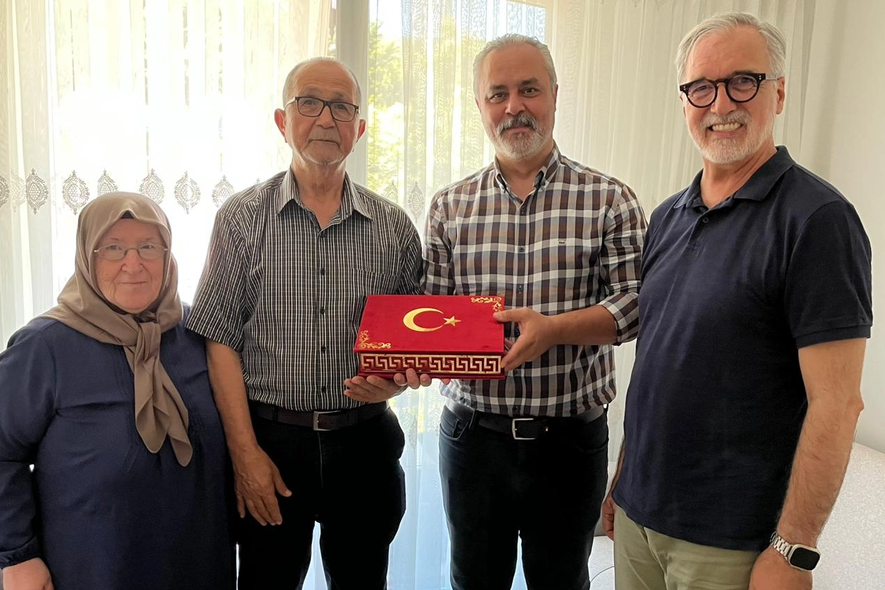 İzmit Belediyesinden Kıbrıs Gazilerine vefa ziyareti