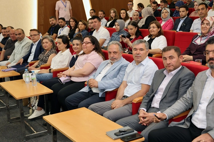 Kayseri Talas’tan yerel yönetimlere bütçe rehberi eğitimi