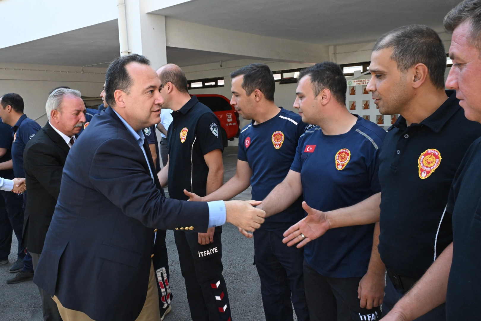 Manisa İtfaiyesi’ne Başkan Dutlulu’dan özel teşekkür