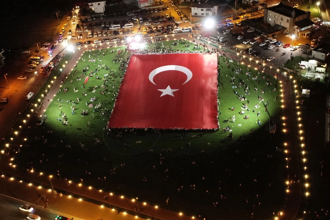 Mustafa Yalçın’dan ’15 Temmuz’ mesajı