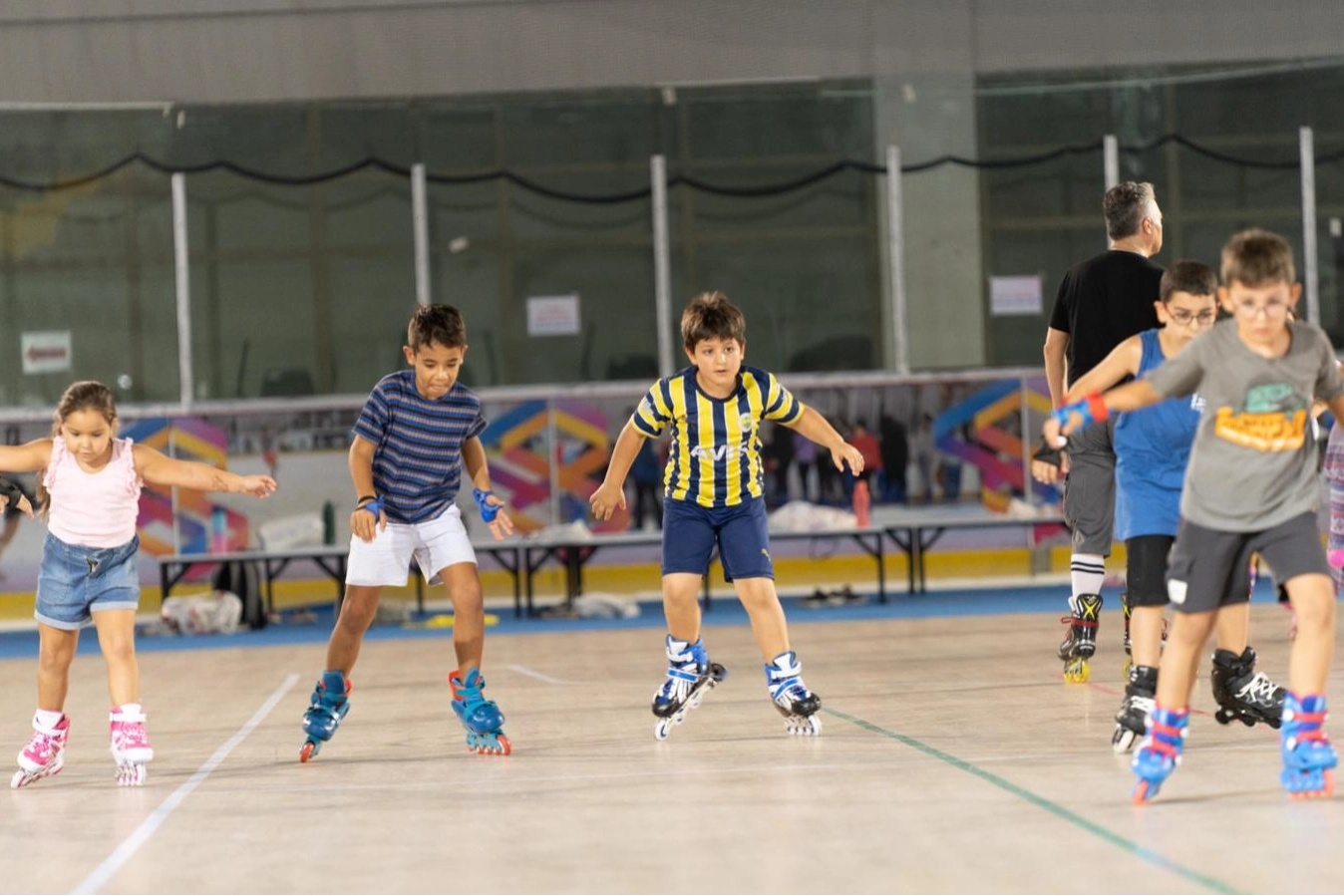 İzmir’de tekerlekli paten kursuna ilgi yoğun
