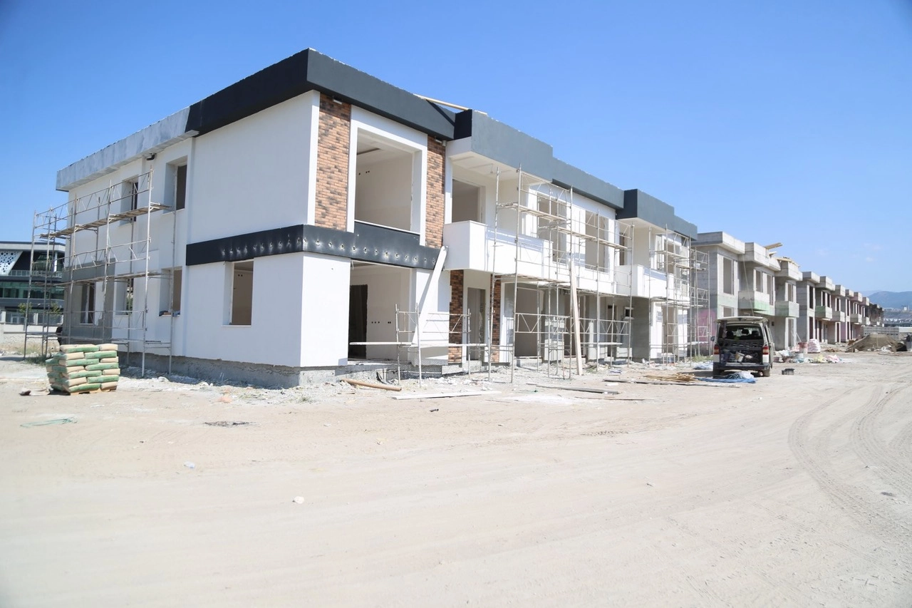 Kayseri Melikgazi Altınoluk’ta evler hızla yükseliyor