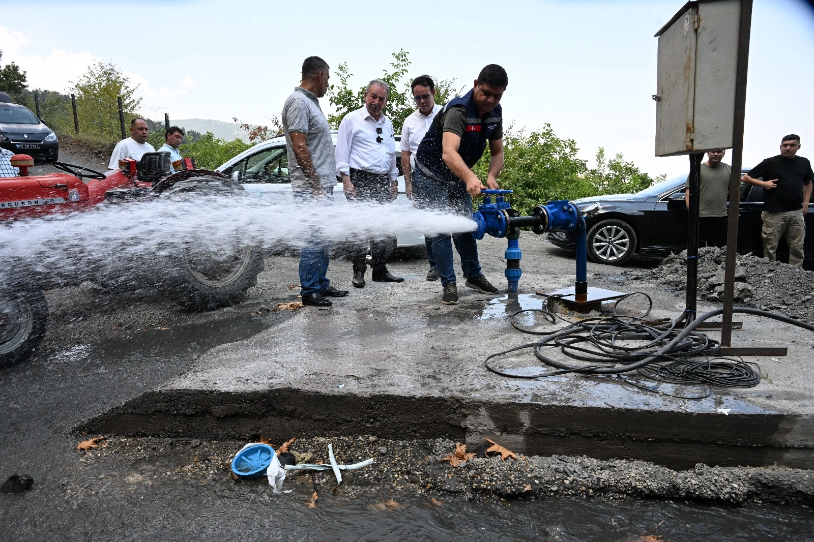 Manisa Bahçecik’te taşıma suya son!