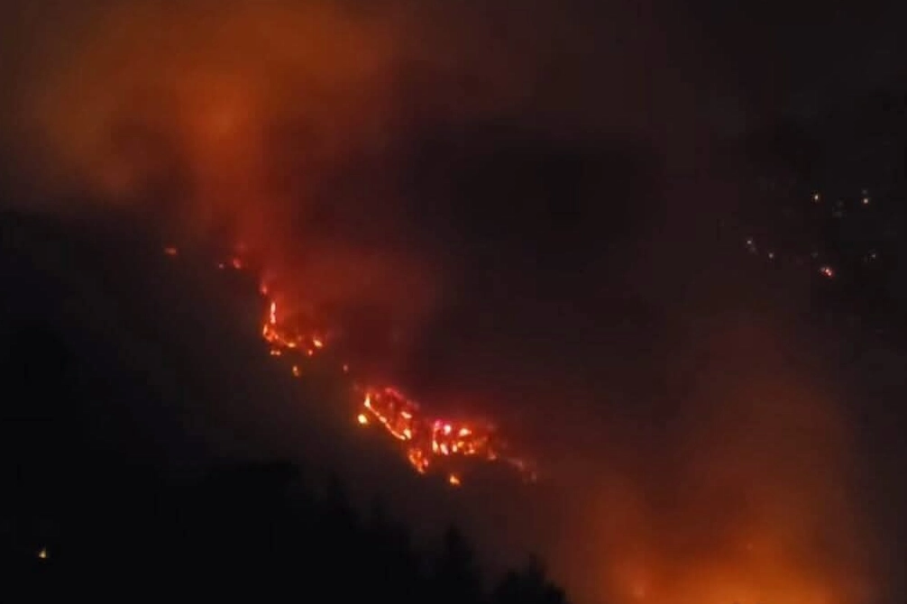 Mersin Silifke yanıyor! 4 mahalle tahliye edildi