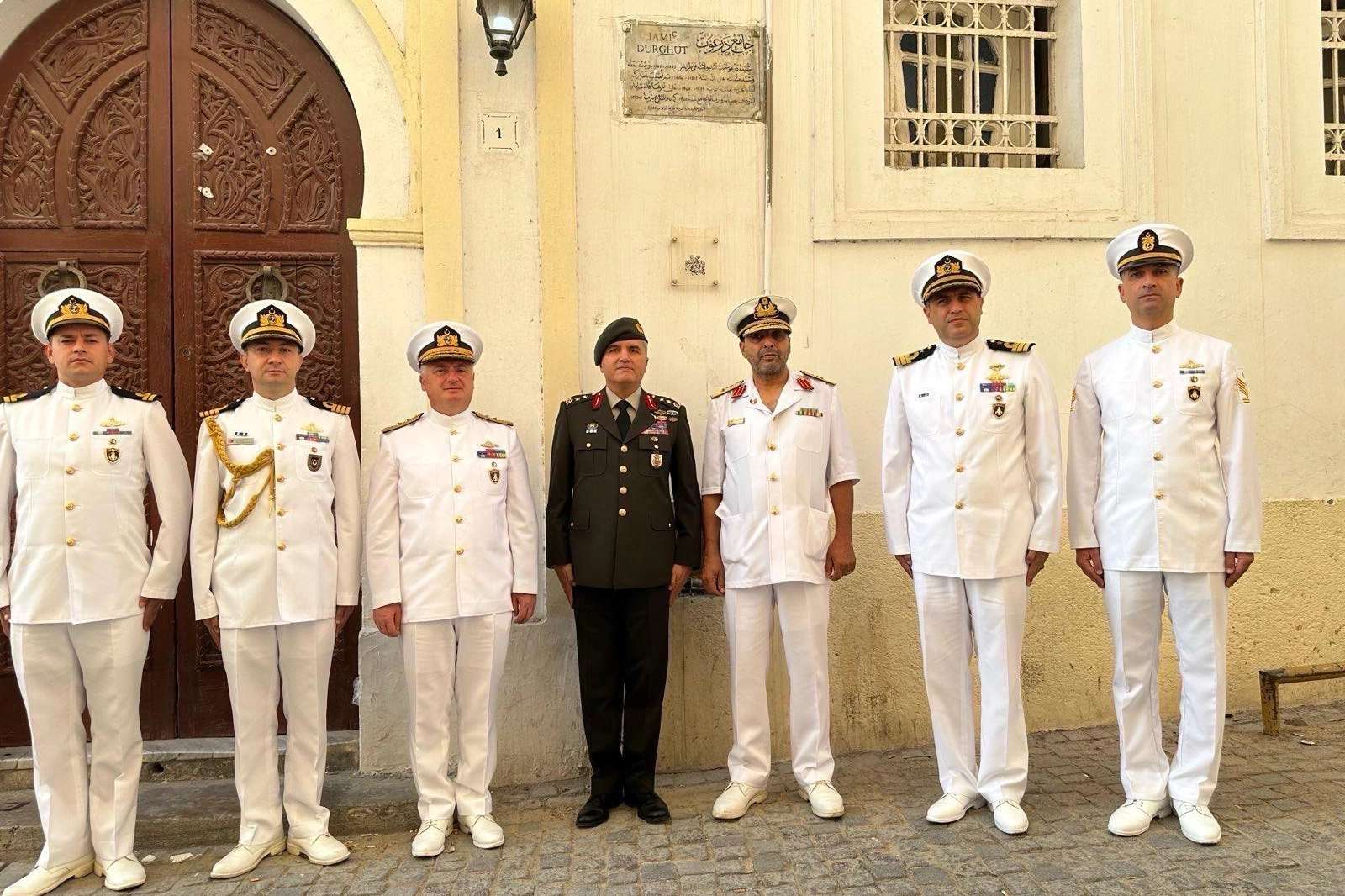 TCG Kınalıada personelinden Turgut Reis Türbesi’ne ziyaret