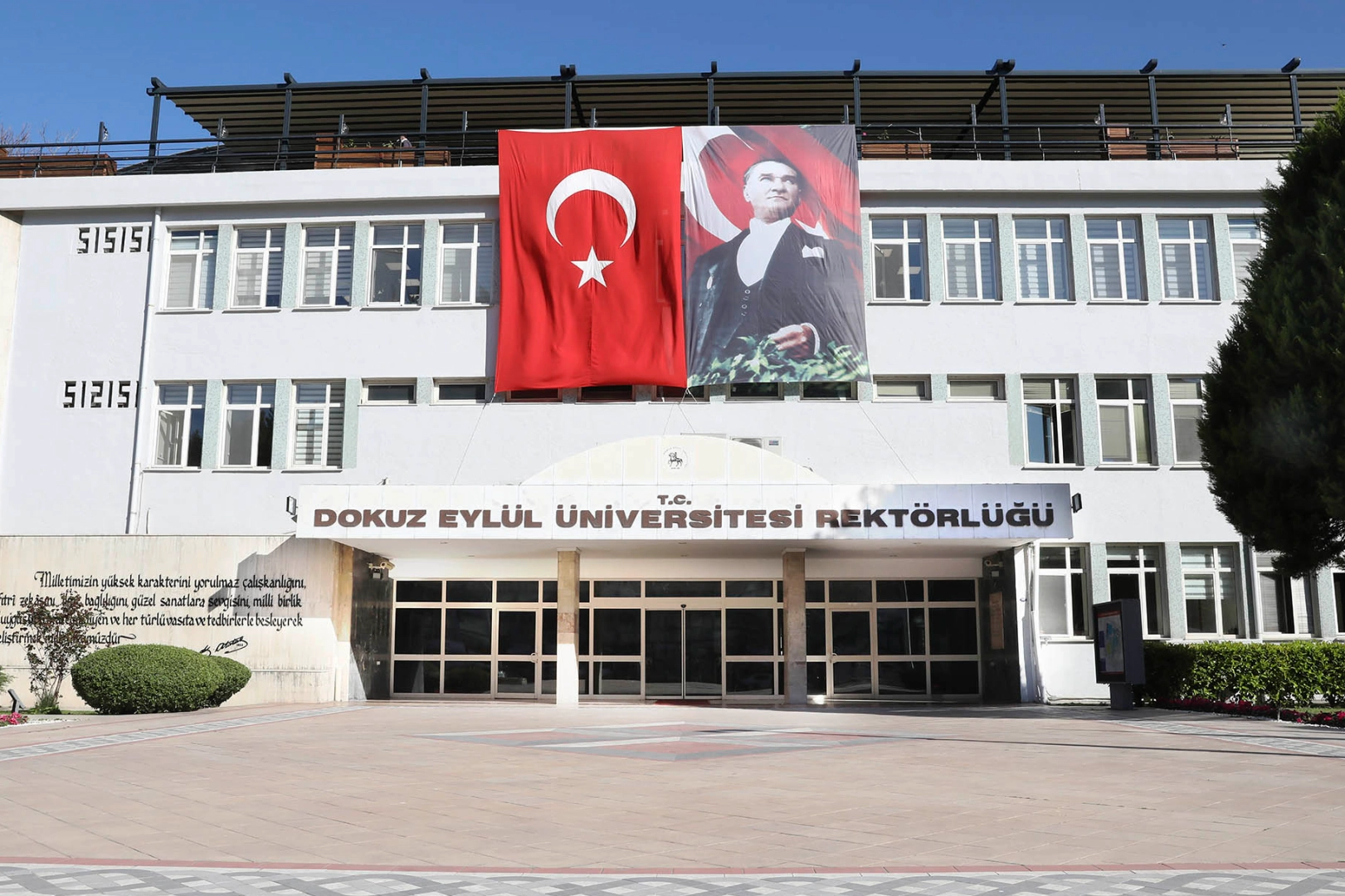 DEÜ’den sert tepki: Sahte diploma iddiaları asılsız!