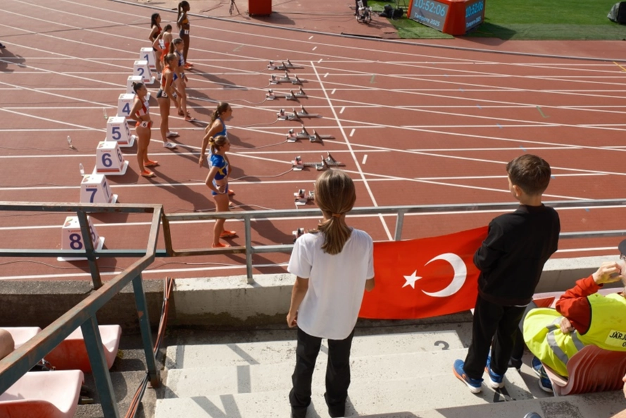 Türkiye’nin en hızlı çocukları U20’de uluslararası heyecan yaşadı