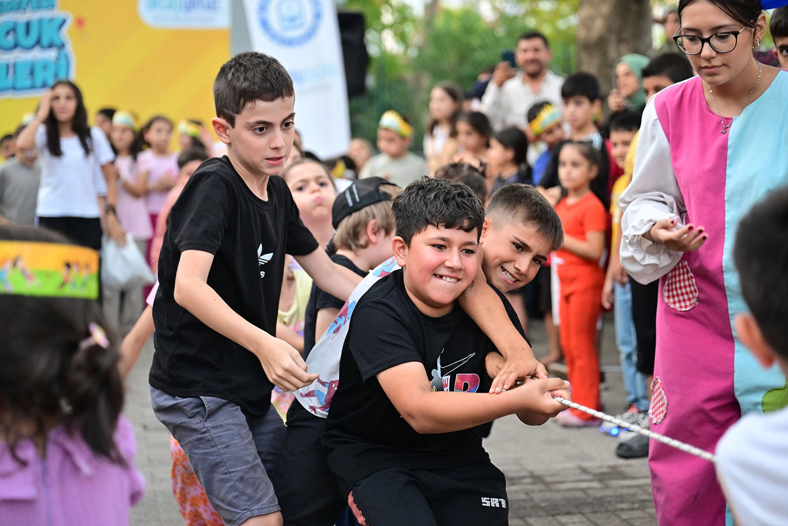 Bursa Yıldırım’dan ‘okula dönüş’ coşkusu