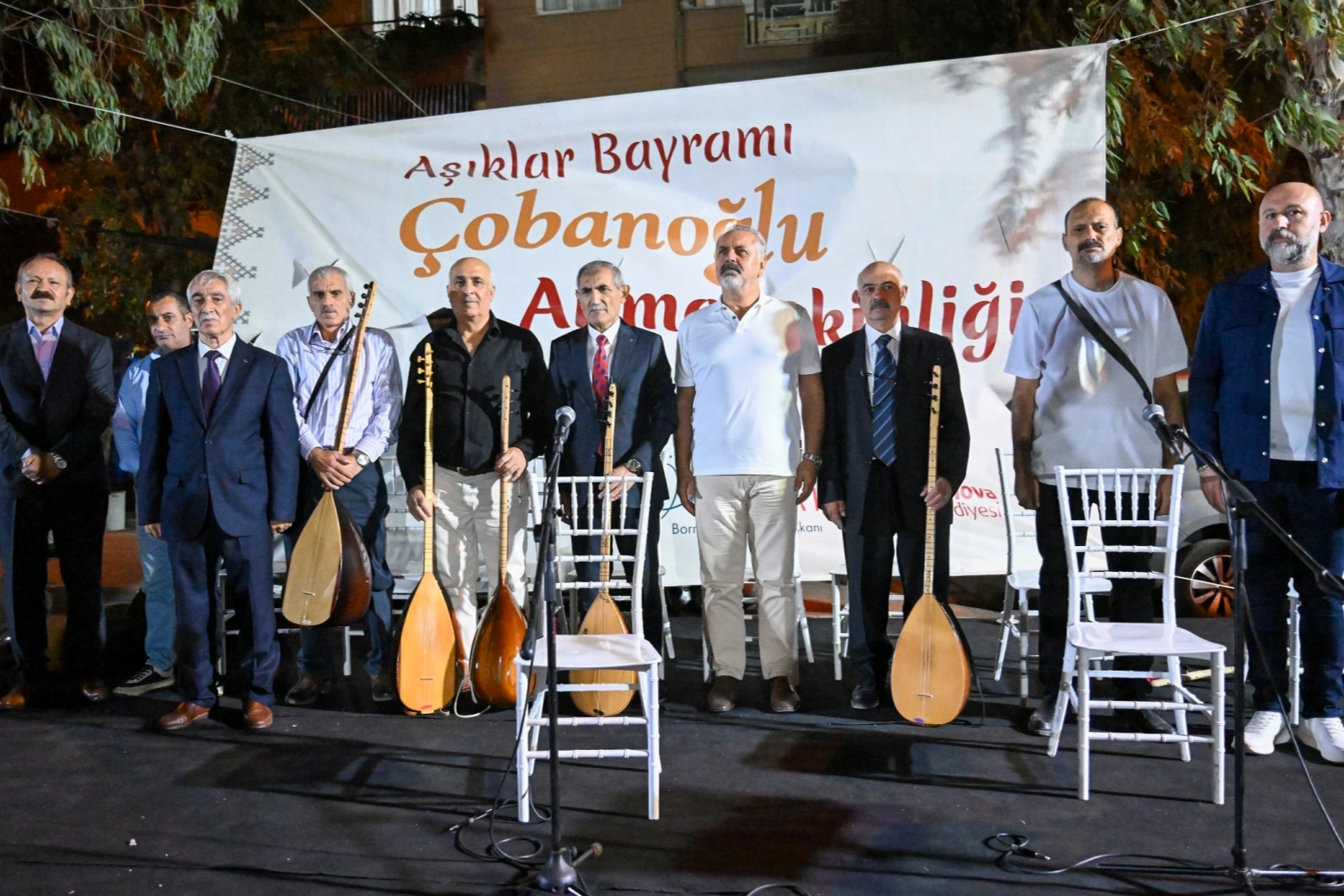 İzmir Bornova’da ‘Aşıklar Bayramı’ coşkusu