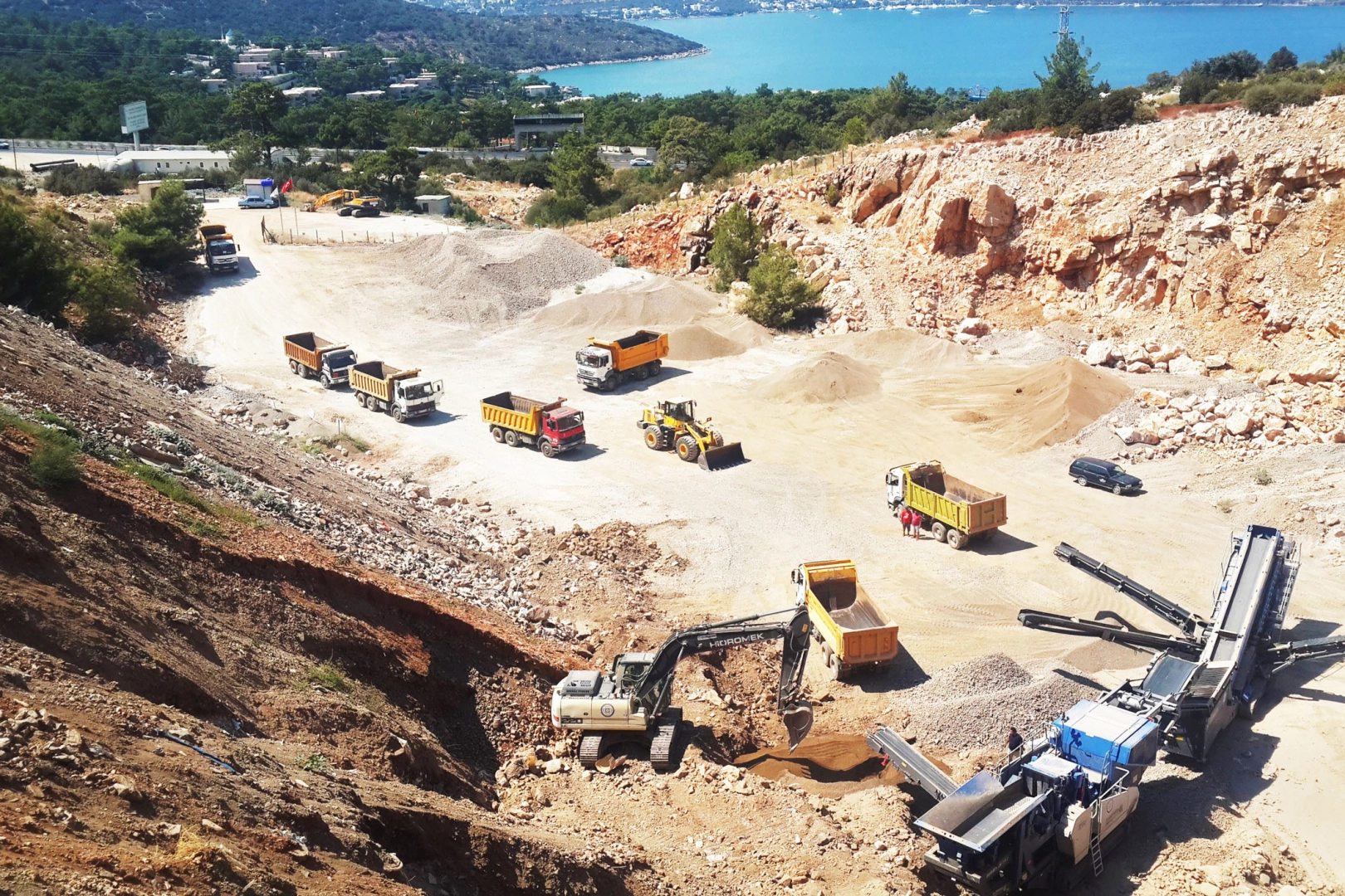 Muğla’dan hafriyat kamyonlarına uydu takibi