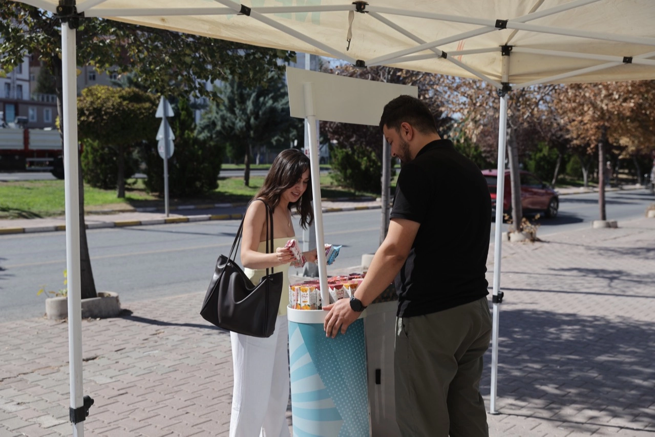 Nevşehir Belediyesi yeni öğrencileri karşıladı