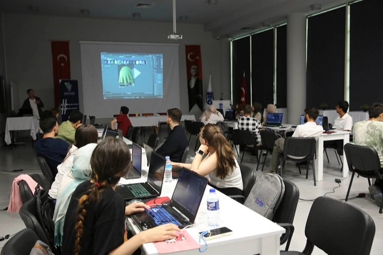 ABB’den öğrencilere 3D modelleme kursu