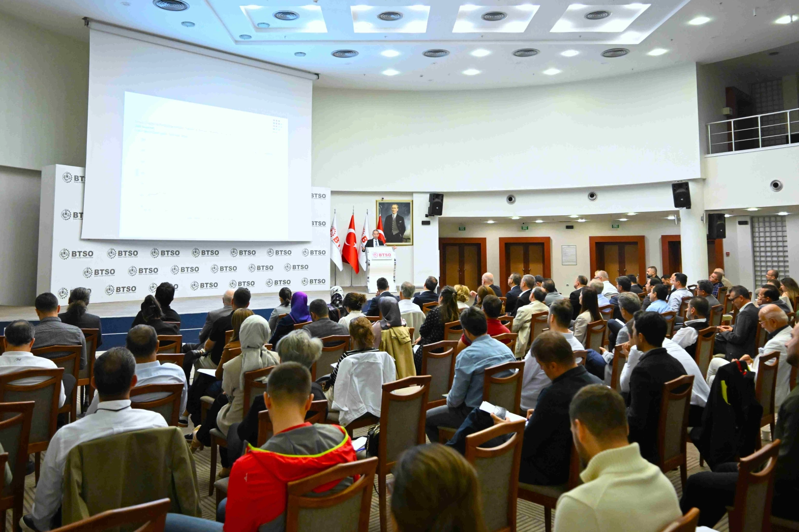 BTSO Akademi’de ihracatın yeni rotası: Azerbaycan