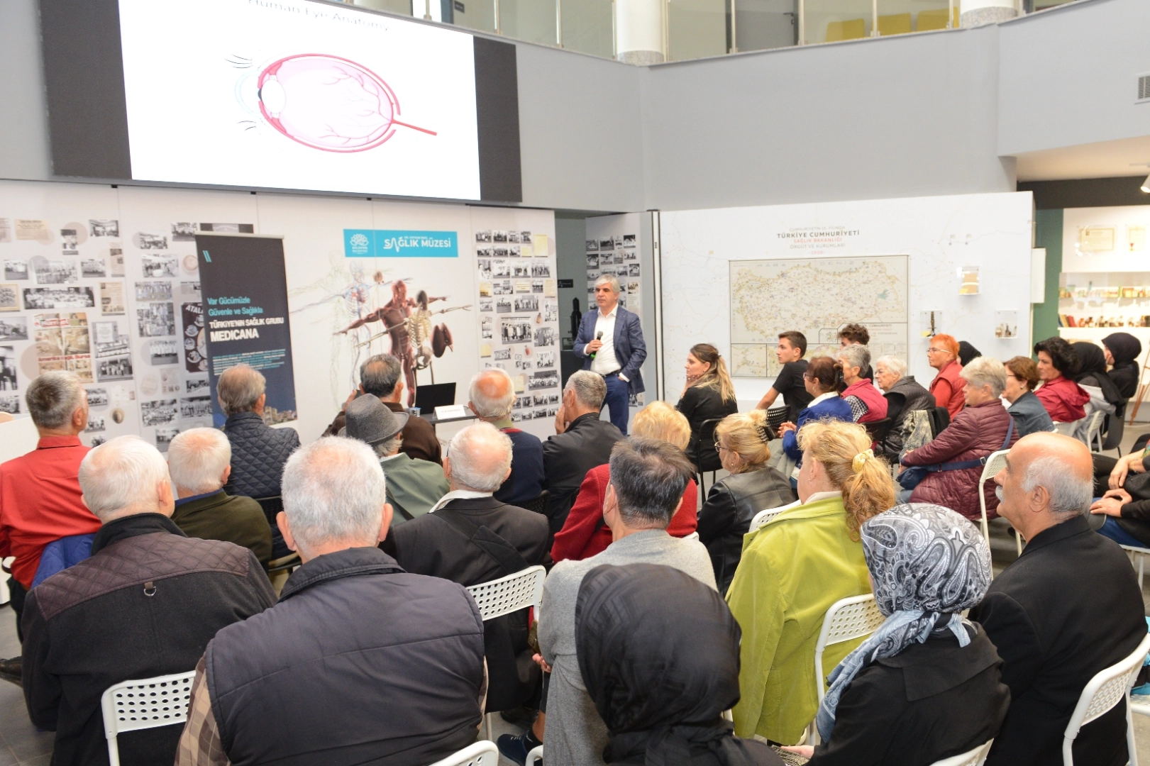 Bursa Nilüfer’de göz hastalıkları ve tedavileri anlatıldı