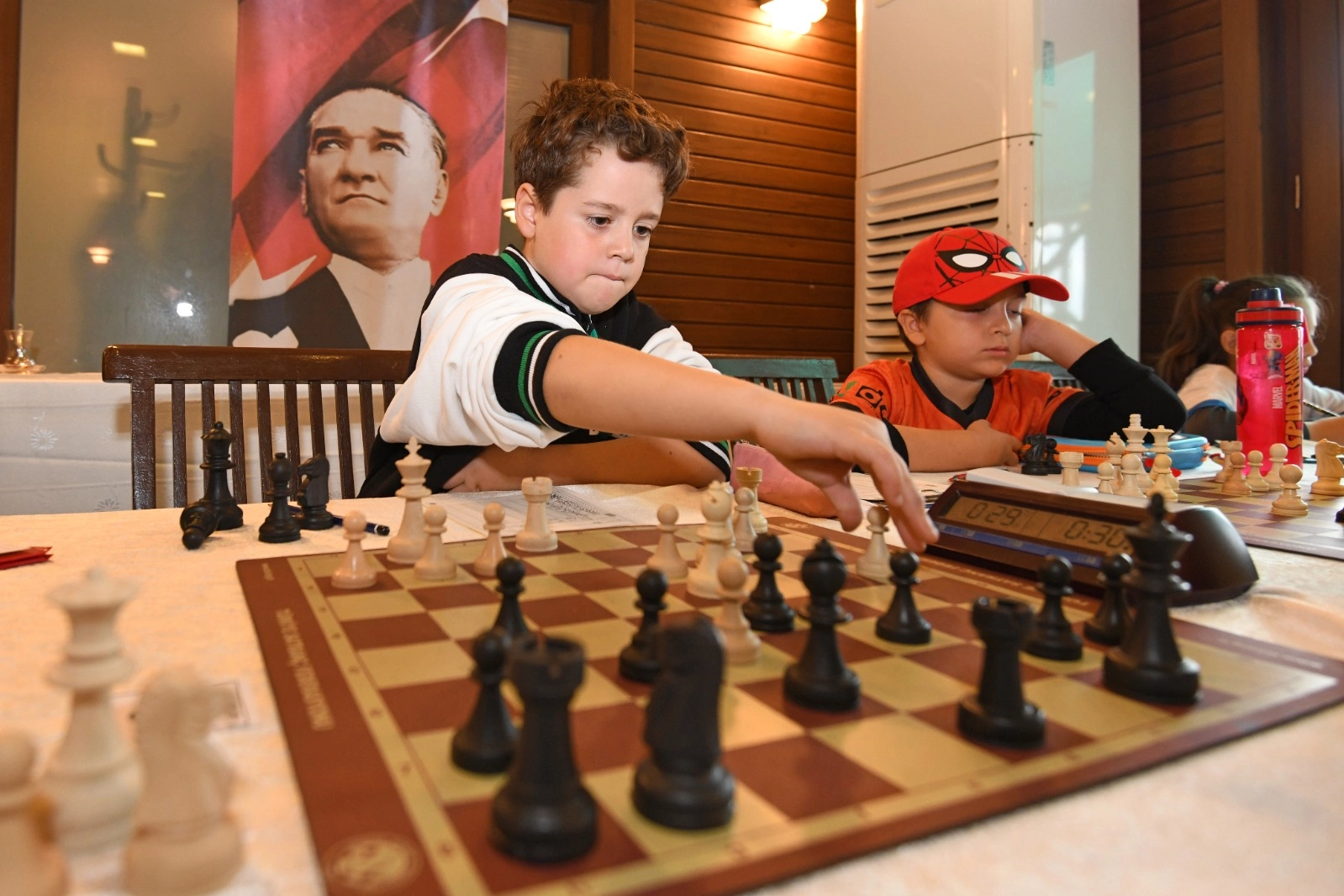 Bursa Osmangazi’de Cumhuriyet ruhu satranç turnuvasıyla canlandı