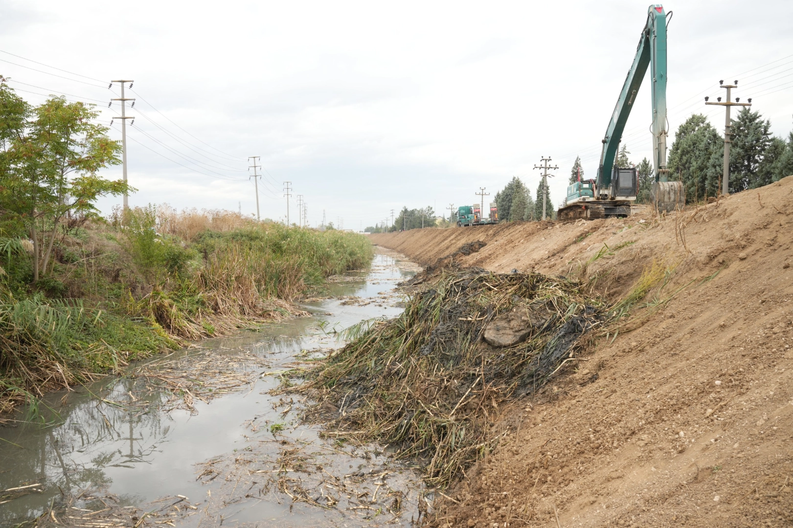 Bursa Yenişehir’de kanallarda kapsamlı temizlik