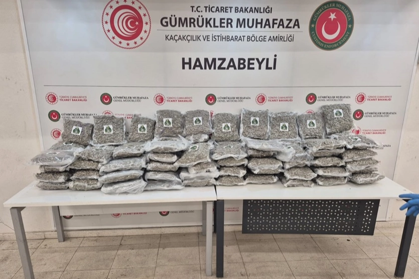 Gümrükler Muhafaza’dan çifte uyuşturucu operasyonu!