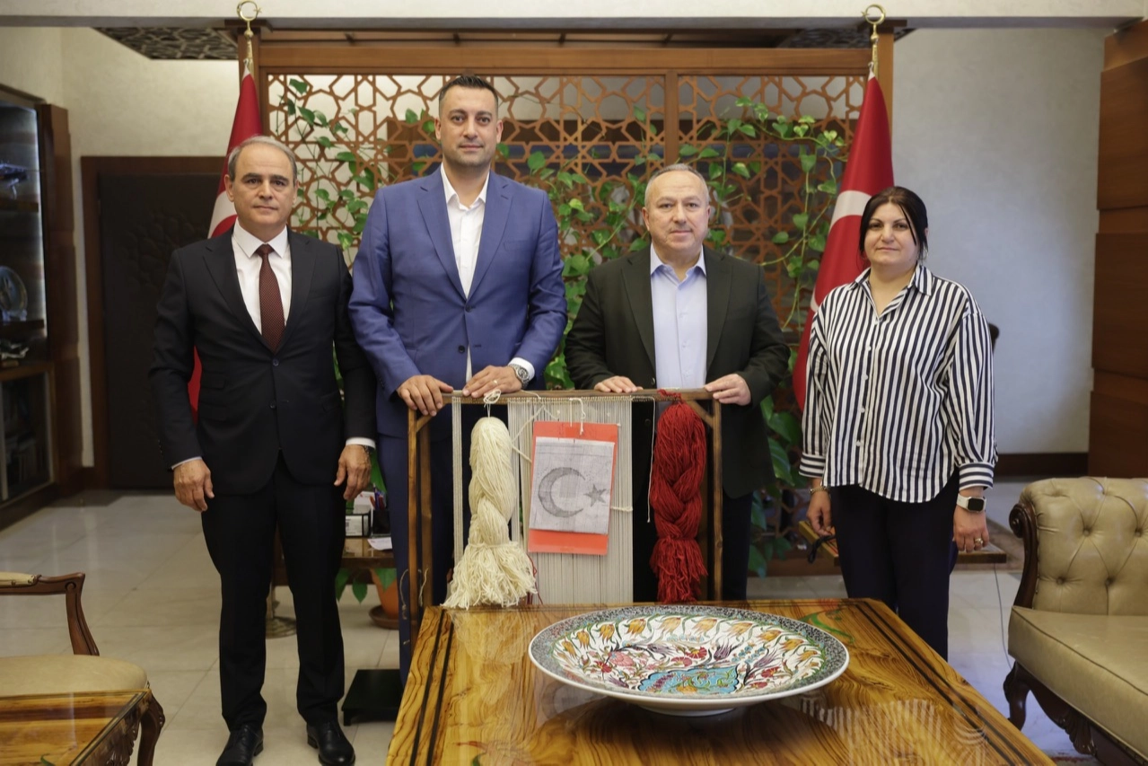 “İlmek İlmek Türkiye”de ilk ilmek Vali Fidan’dan