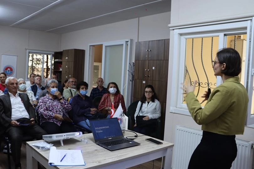 İstanbul’da Maltepe Belediyesi’nden dijital dolandırıcılığa karşı farkındalık eğitimi
