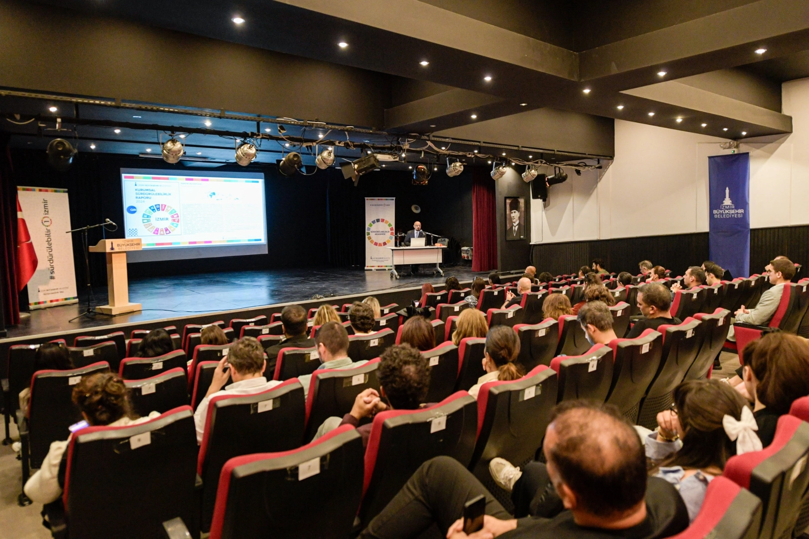 İzmir’de sürdürülebilirlik ağı ilçelere yayılıyor