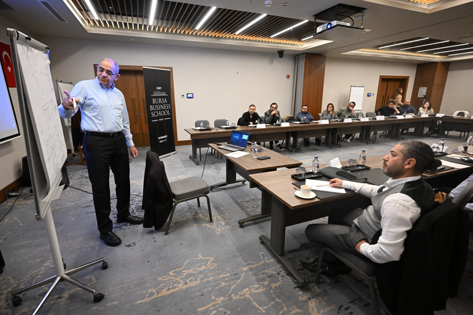 Bursa Business School’da ‘B2B Pazarlama ve Satış’ eğitimi