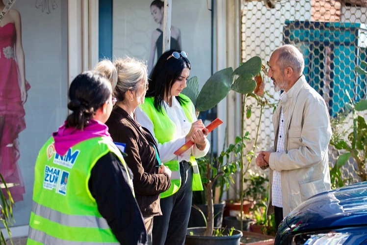 İzmir Narlıdere’de esnafıjn eksiğine yerinde tespit