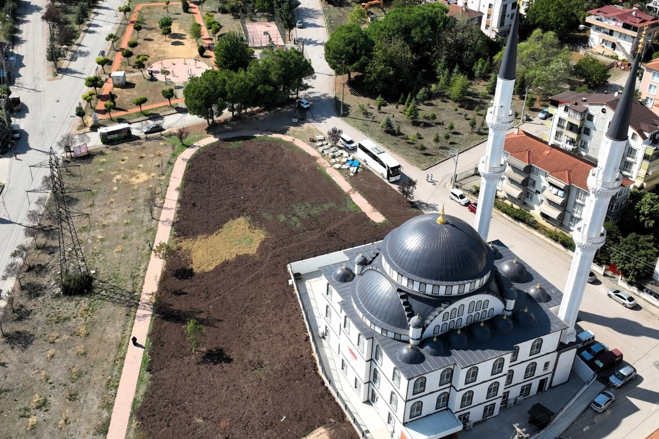Kocaeli’de Yeşilova Boğaziçi Camii’ne estetik görünüm