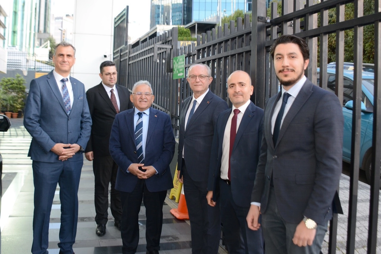 Memduh Büyükkılıç’tan Aksa Doğalgaz mesaisi