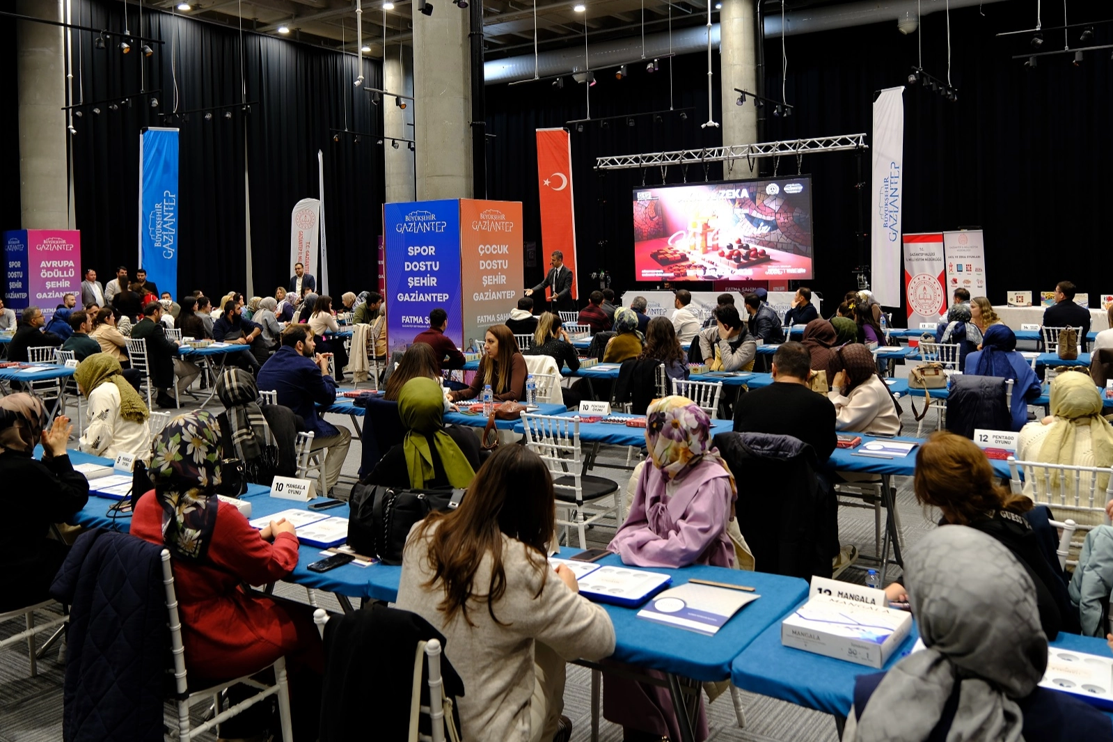 Gaziantep’te öğretmenlere akıl ve zeka oyunları eğitimi