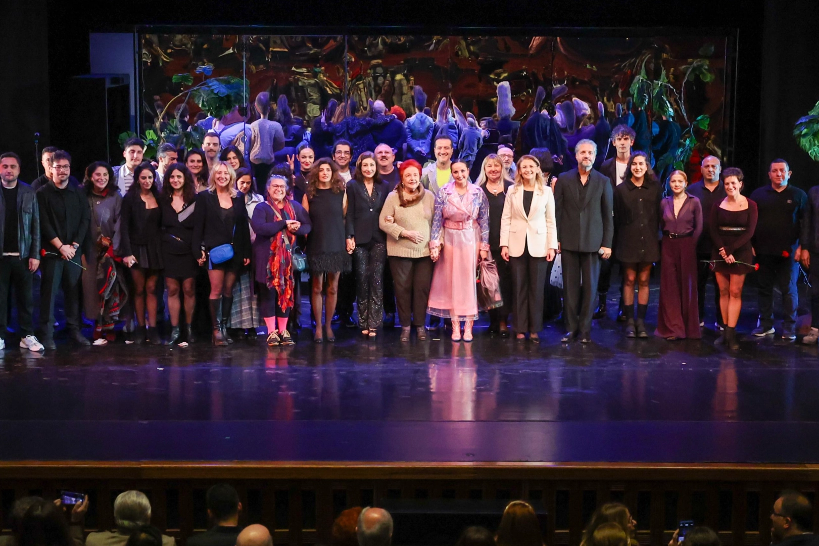 İstanbul Bakırköy’de “Çirkin” galası