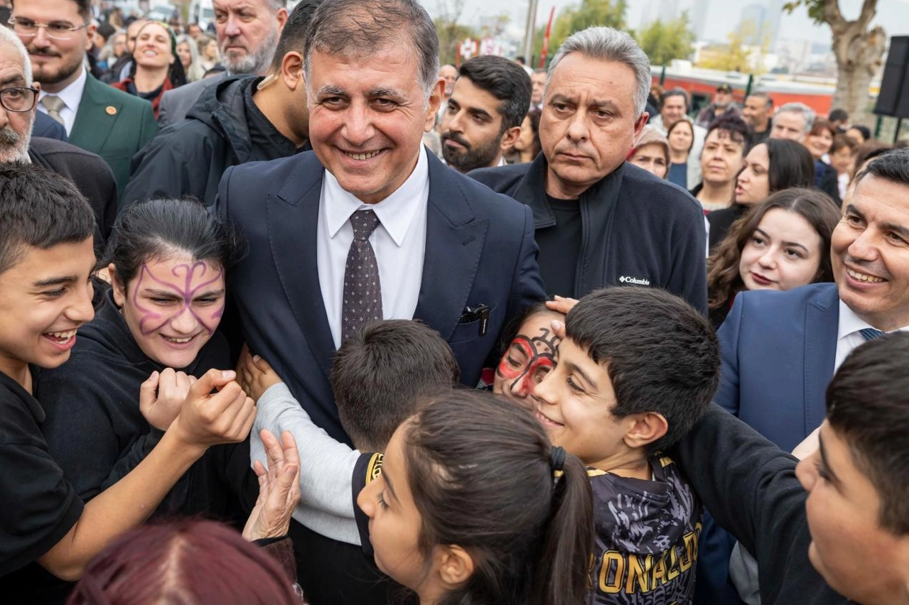 İzmir’de ‘Ballıkuyu Parkı’ açıldı