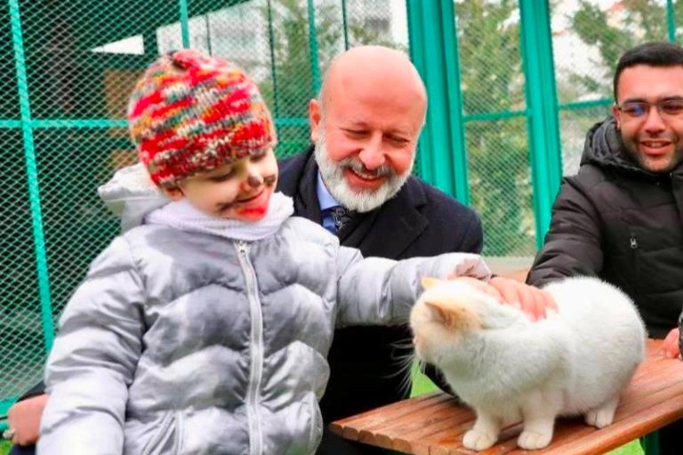 Kayseri Kocasinan’dan can dostlara sıkı takip