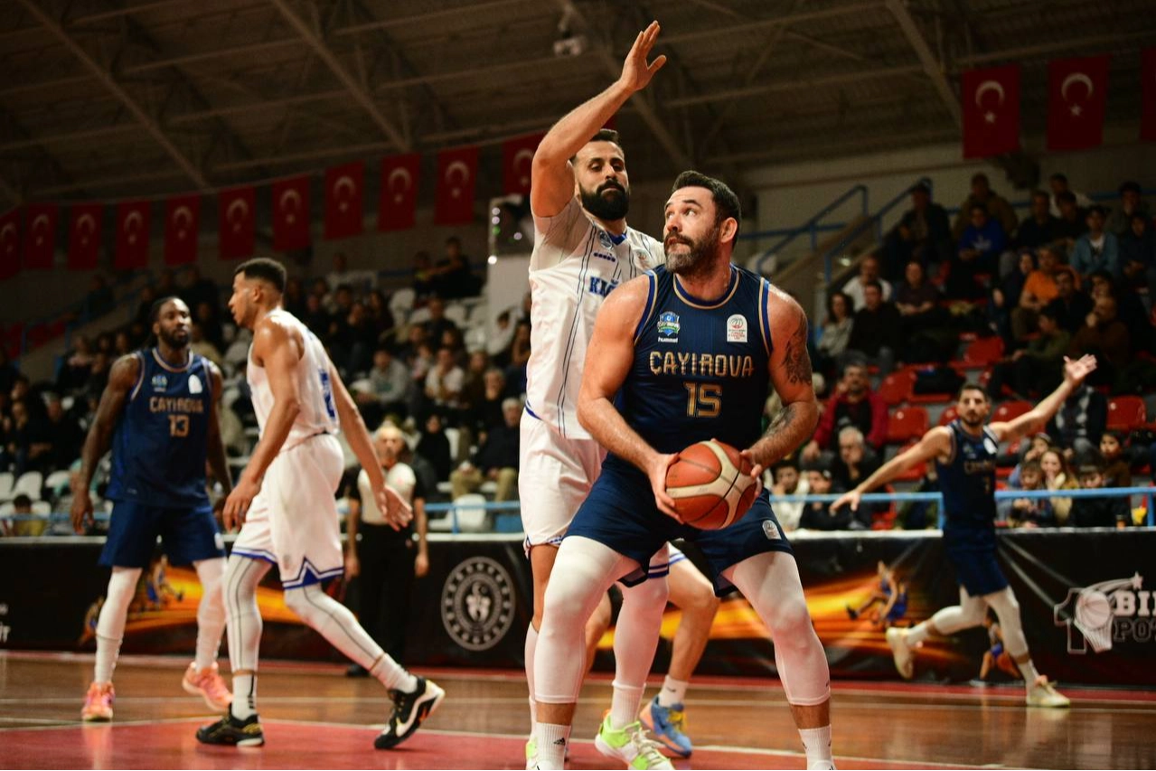 Kocaeli Çayırova Belediyesi derbide uzatmada kazandı