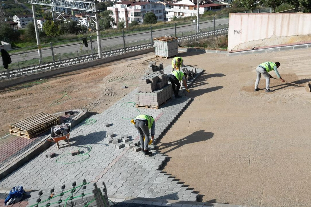 Kocaeli Gebze’de üstyapı çalışmaları hız kesmiyor