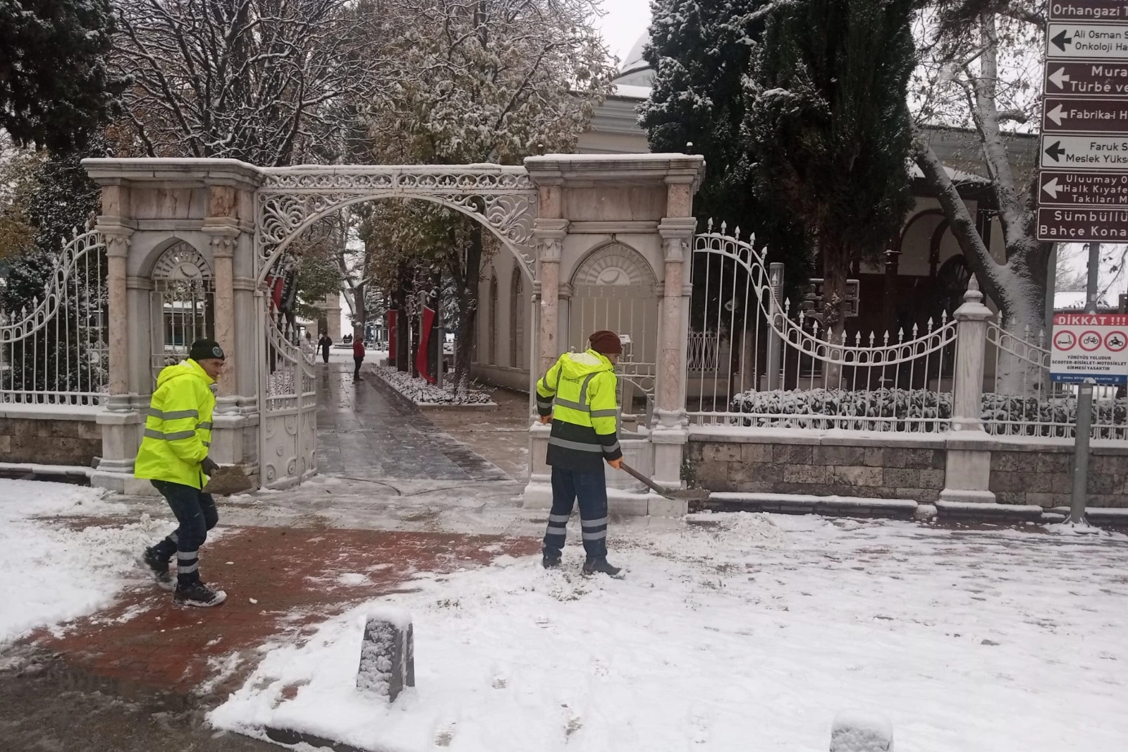 Bursa Büyükşehir’den kar ve lodosa geçit yok!