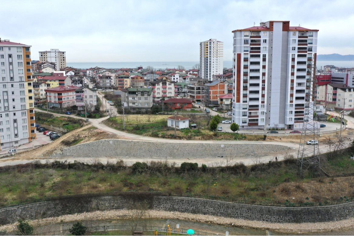 Fatsa Evkaf’ta taş duvar tamamlandı