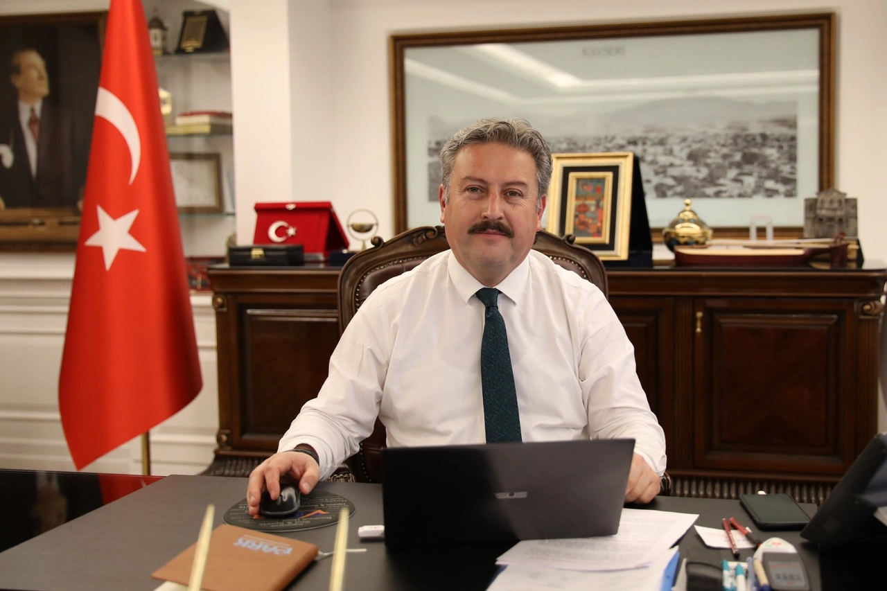 Kayseri Melikgazi’den gençlere kamp fırsatı