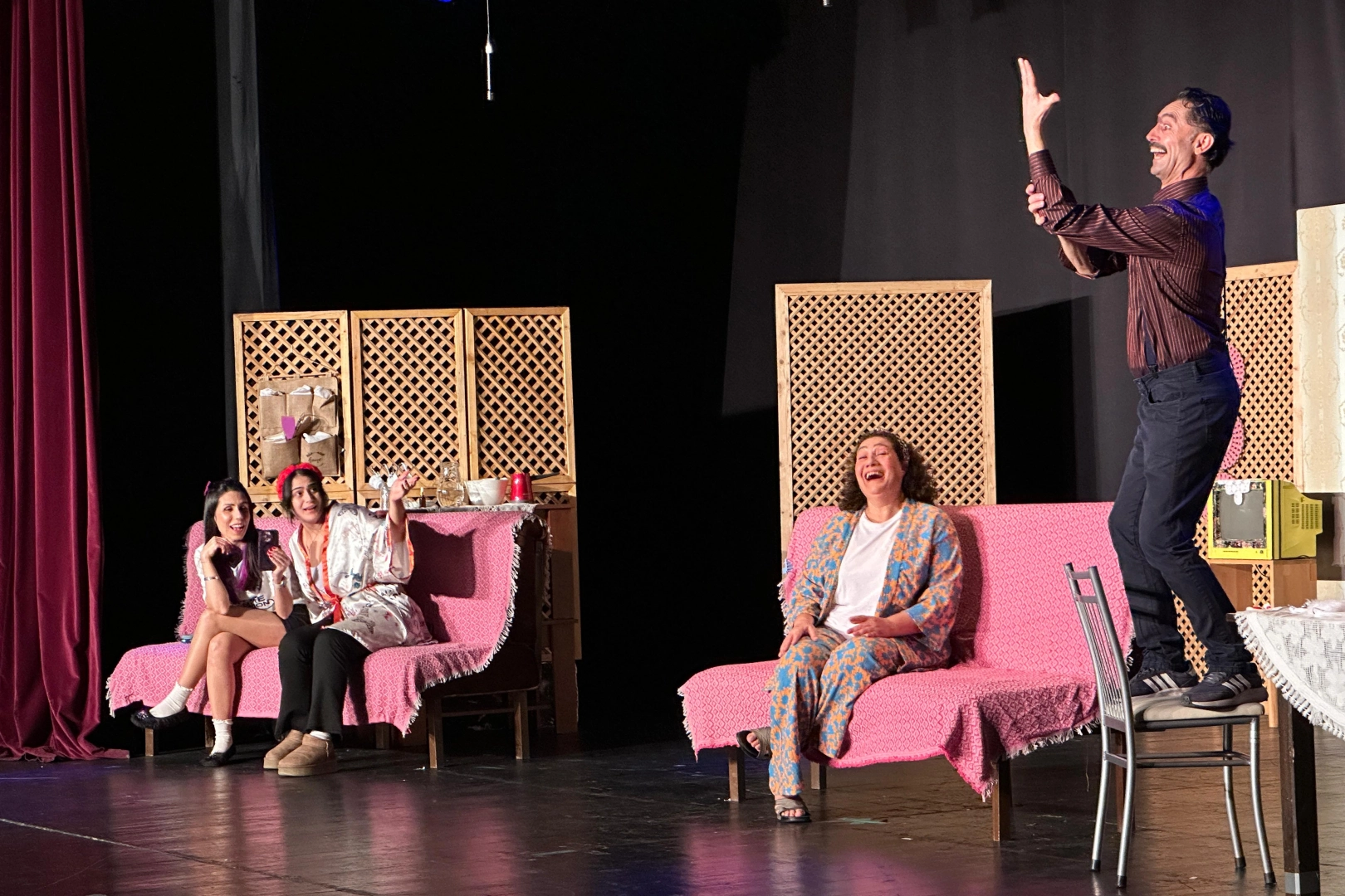 Maltepe’de ‘3+1 Zombili’ye tam not