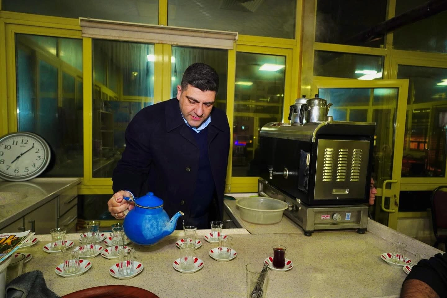 Mardin’de Ramazan Bereketi: AK Parti İl Başkanı Mehmet Uncu’dan Halkla Gönül Sofraları ve Çay Sohbetleri