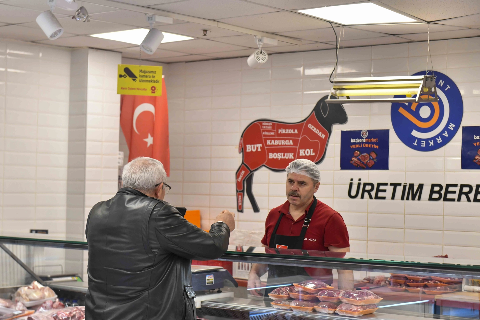 Ankara Büyükşehir Belediyesi’nden Ramazan Et Satışına Yoğun İlgi: Sağlıklı ve Yerli Ürünler Sofralarda