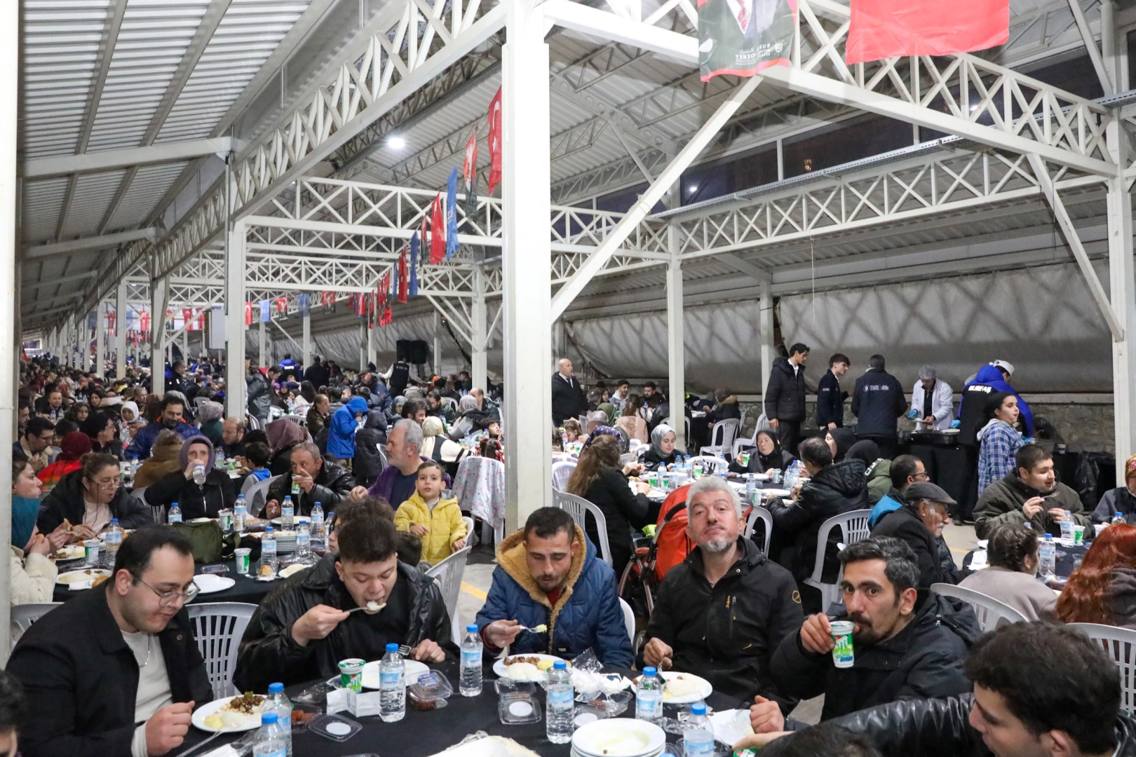 Bursa’nın ‘Bereket Sofrası’ Yıldırım’da kuruldu