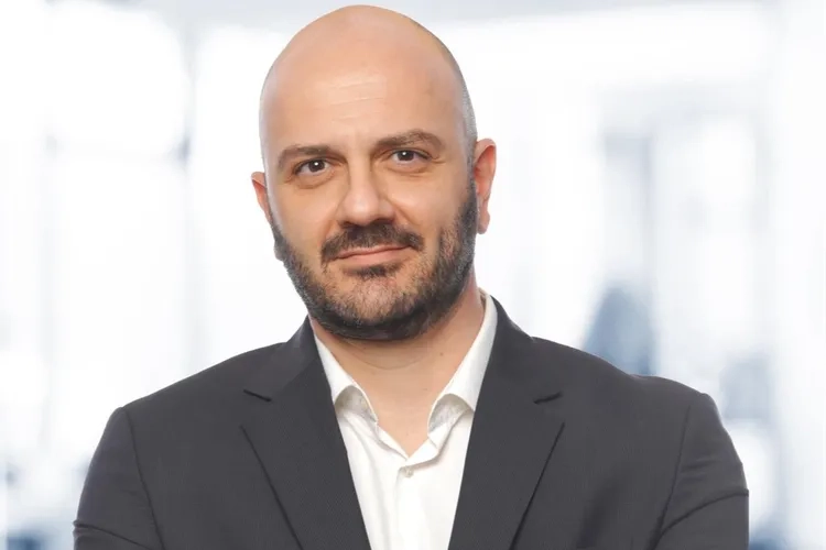 İzocam’da Kerem Kürklü, Genel Direktörlüğe atandı