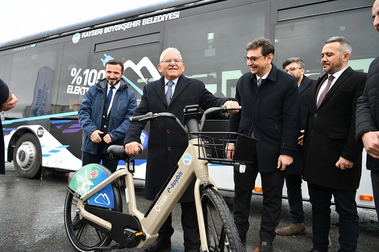 Kayseri’de Toplu Taşıma Dönüşümü: Elektrikli Otobüsler ve Bisikletler Filoya Katıldı